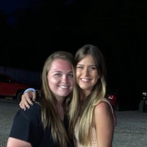 Meet your Posher, Addy